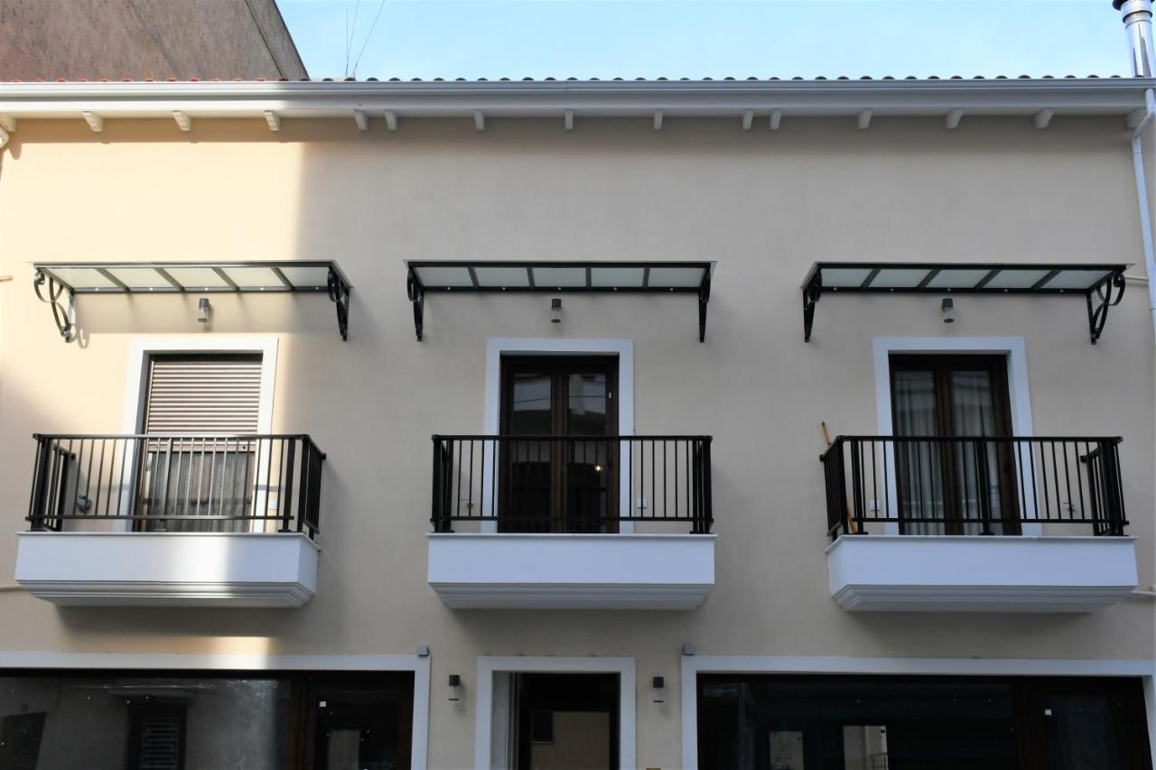 Comfy And Stylish Apt2 Ioannina Eksteriør billede